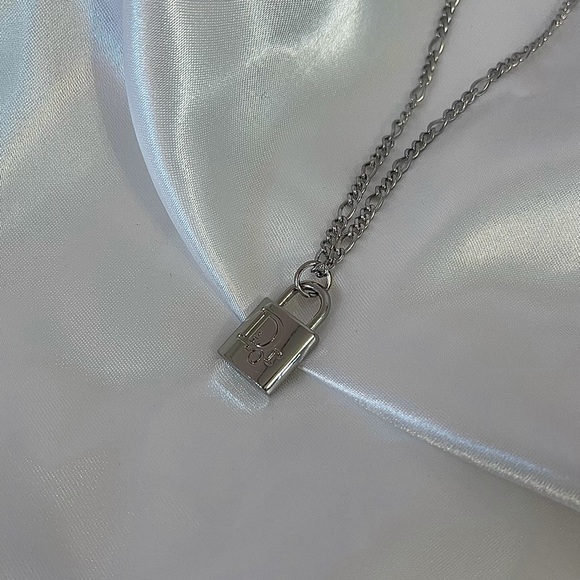 DIOR AUTHENTIC SILVER REPURPOSED PADLOCK NECKLACE - Picture 3 of 4
